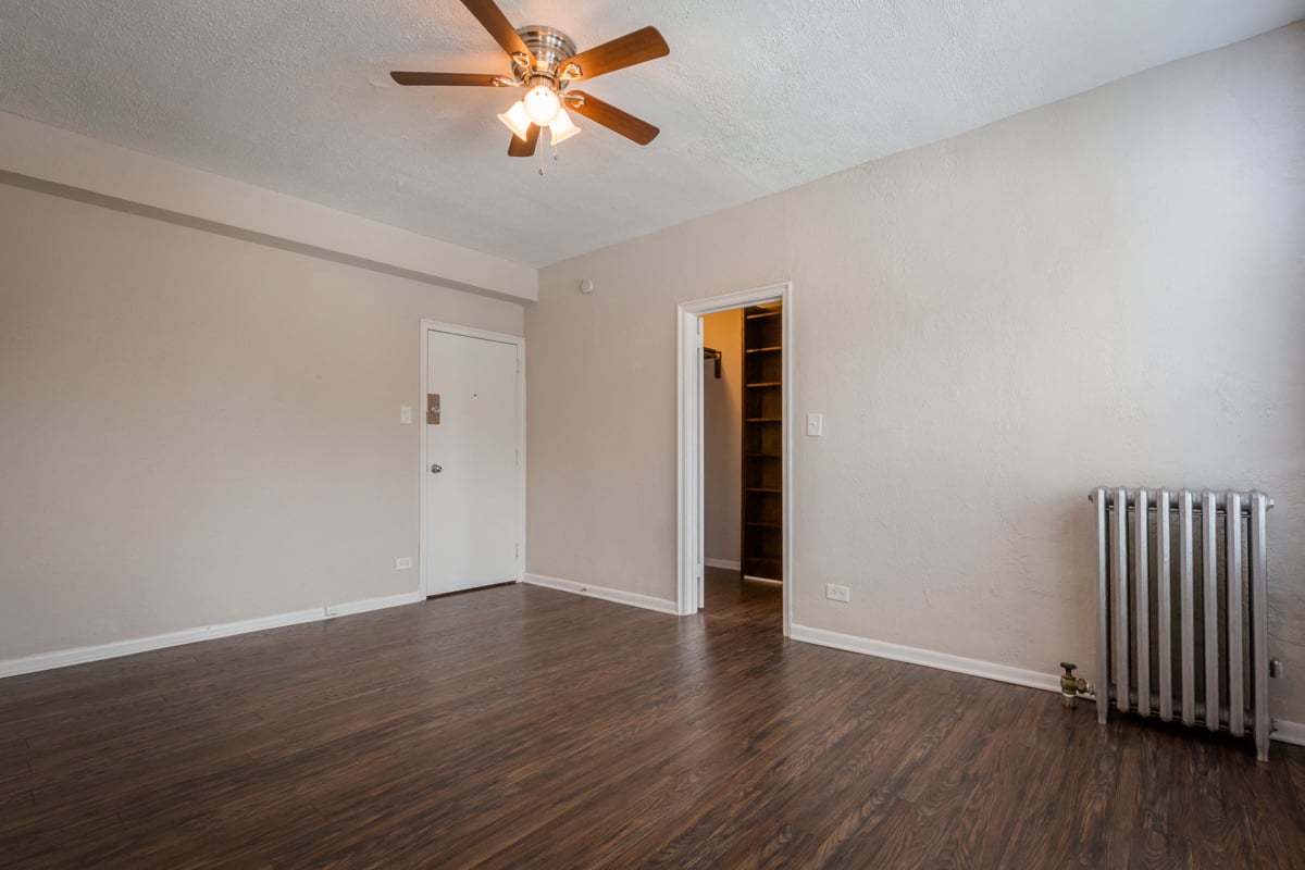 entertaining area family room living hyde park chicago apartment